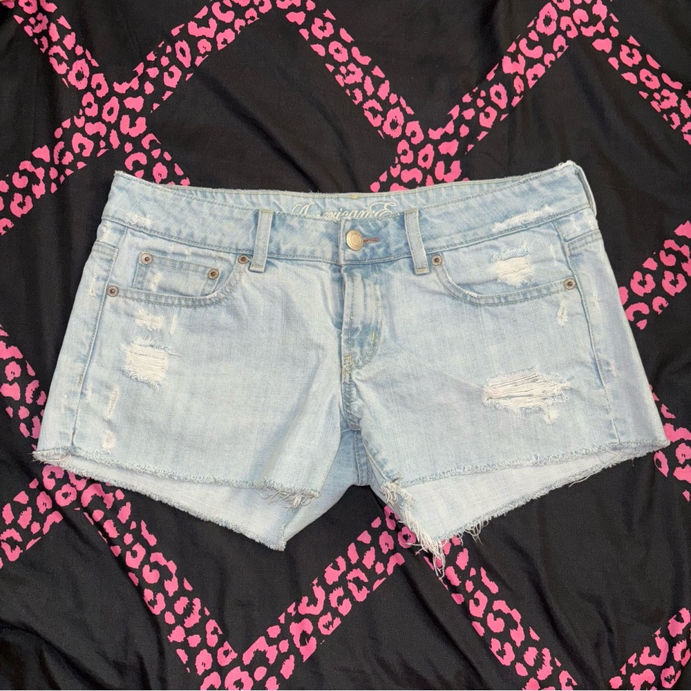 Vintage American Eagle Trendy Light Blue Distressed Jean Shorts. Size 6.